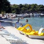 By The Sea - 11760 Traù